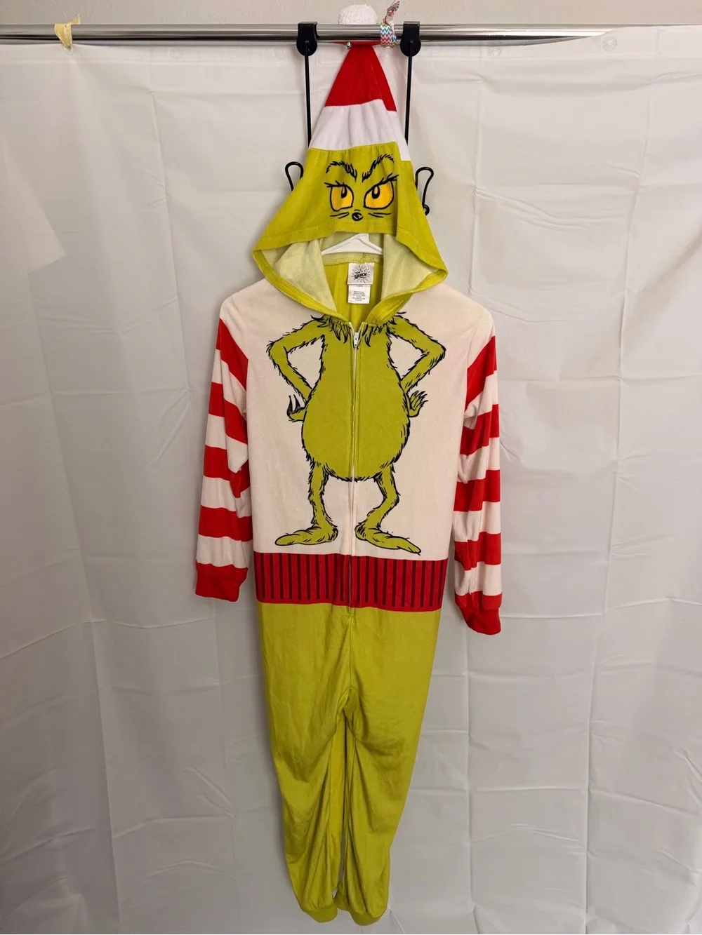 Dr. Seuss Grinch Green Red White Hooded Kids Sleep Sack Pajamas
